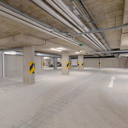 דירות Bright 2Br - 4Th Floor, Balcony, Free Parking By Gravity פראג מראה חיצוני תמונה