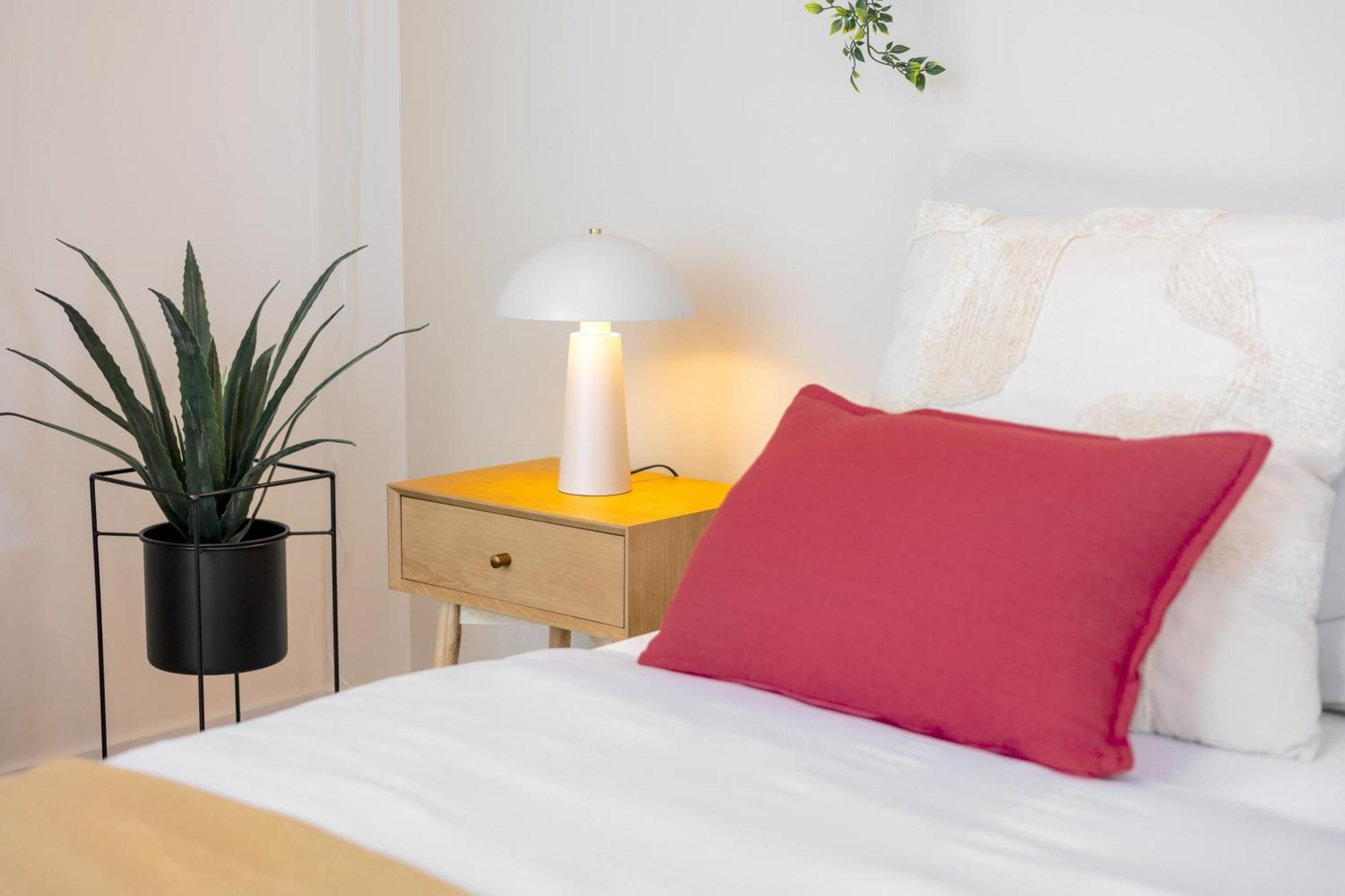 דירות Bright 2Br - 4Th Floor, Balcony, Free Parking By Gravity פראג מראה חיצוני תמונה