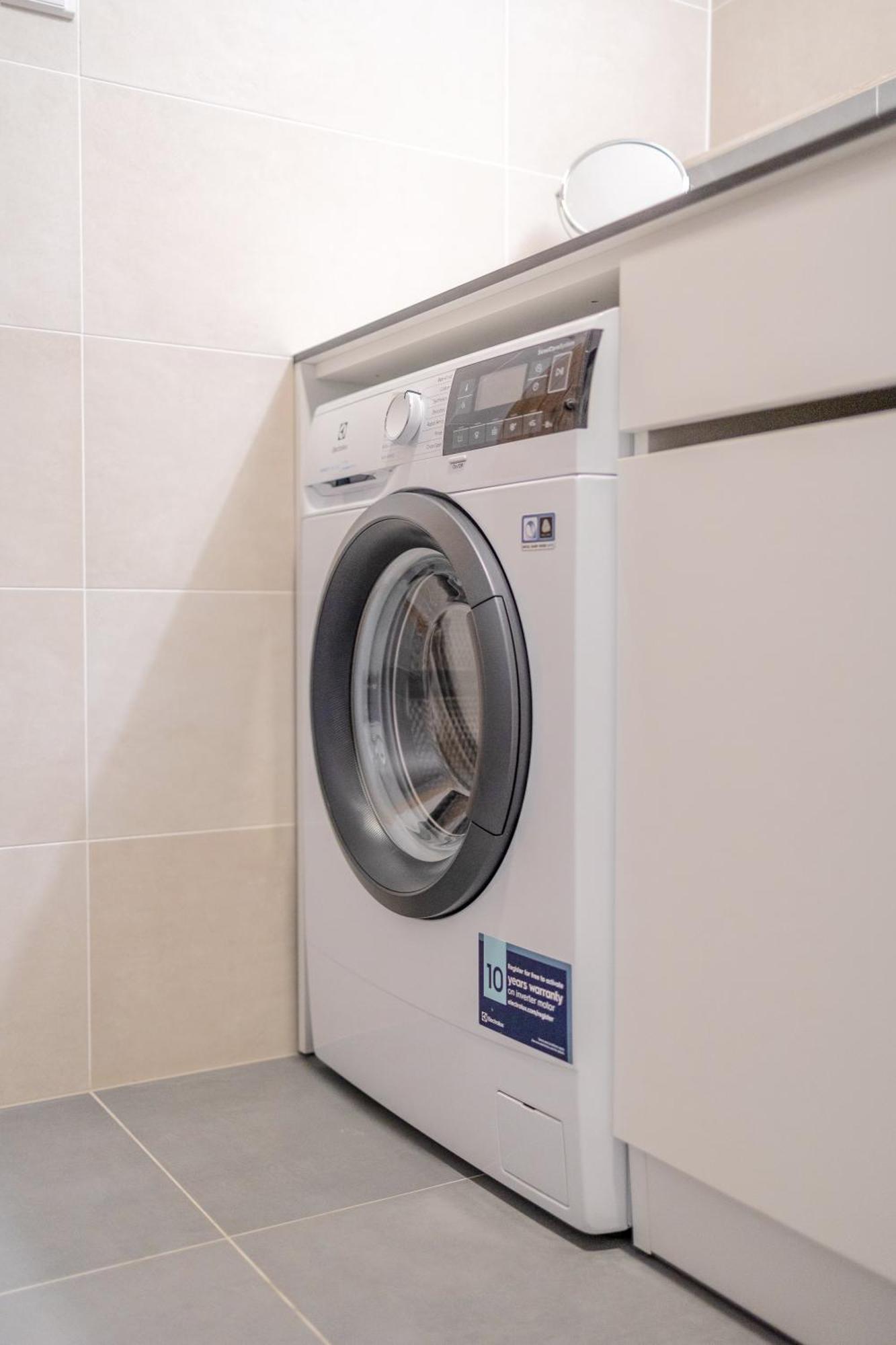 דירות Bright 2Br - 4Th Floor, Balcony, Free Parking By Gravity פראג מראה חיצוני תמונה