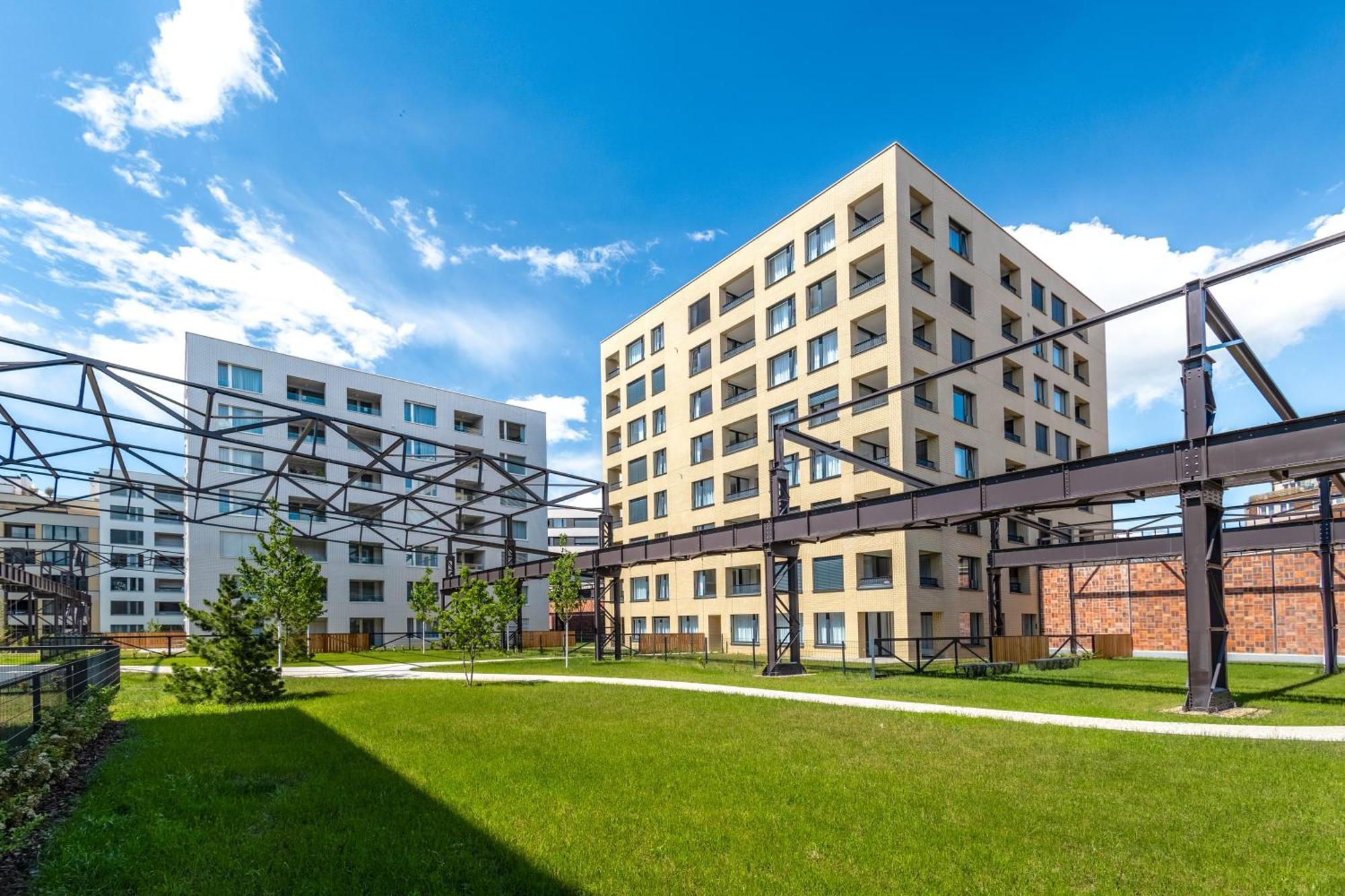 דירות Bright 2Br - 4Th Floor, Balcony, Free Parking By Gravity פראג מראה חיצוני תמונה