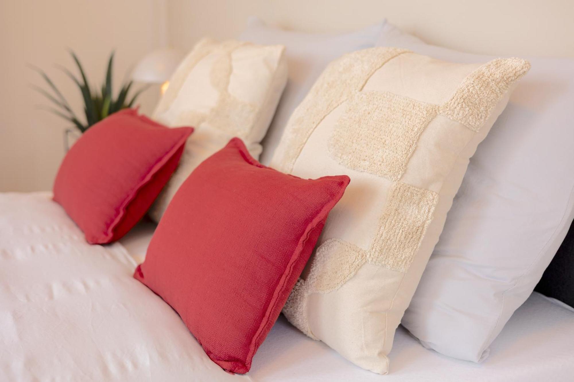 דירות Bright 2Br - 4Th Floor, Balcony, Free Parking By Gravity פראג מראה חיצוני תמונה