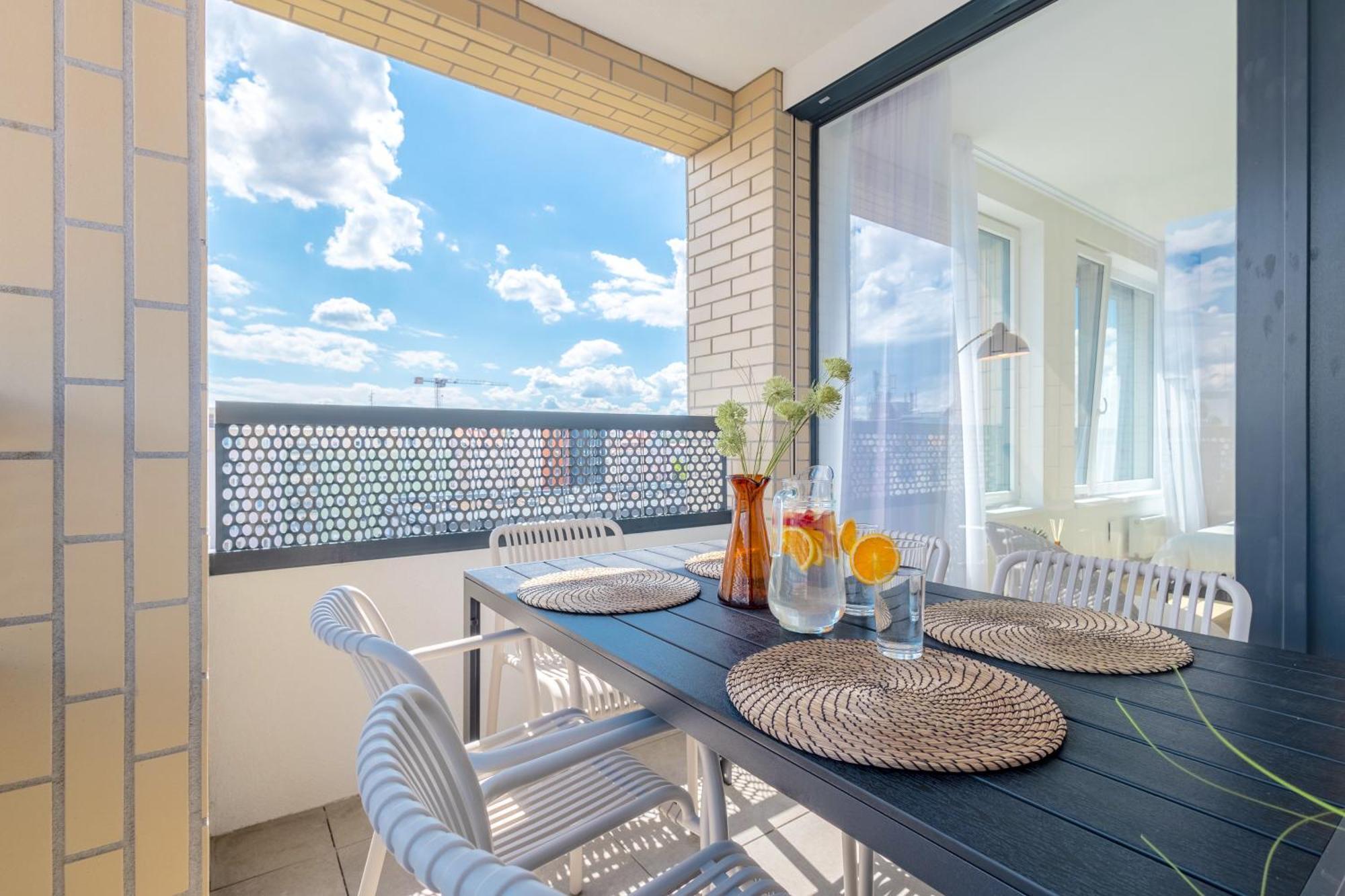 דירות Bright 2Br - 4Th Floor, Balcony, Free Parking By Gravity פראג מראה חיצוני תמונה